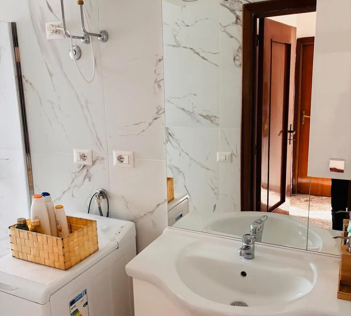 La Casa Del Sole Apartment Naples Italy